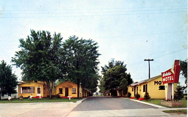 Welchs Motel - Vintage Postcard (newer photo)